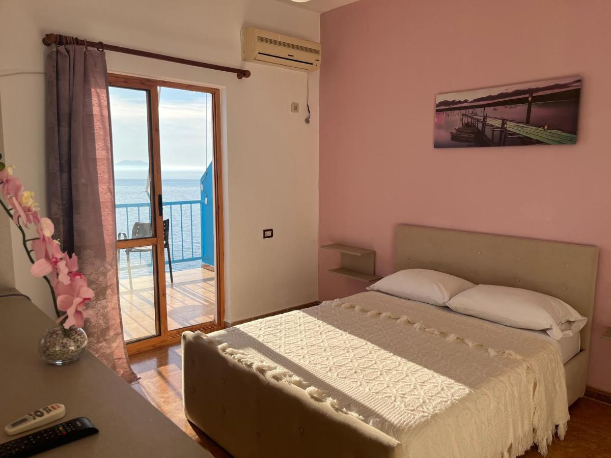 Blue Dream Holiday Hotel Вльора Екстер'єр фото