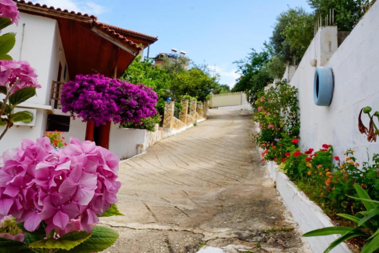 Blue Dream Holiday Hotel Вльора Екстер'єр фото