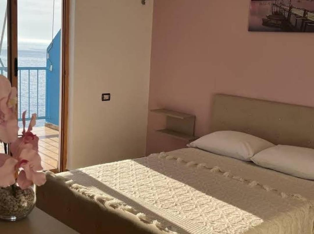 Blue Dream Holiday Hotel Вльора Екстер'єр фото